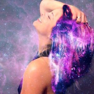 Meet your Posher, Alisa